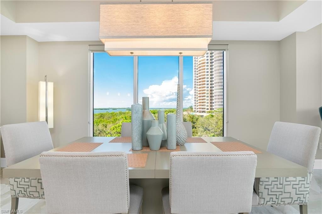 Dining Area Listing photo 10
