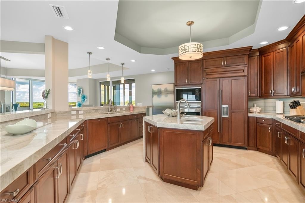 Kitchen Listing photo 16