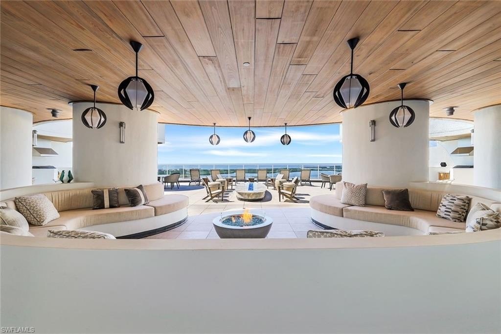 Top Flr Common Area Listing photo 36