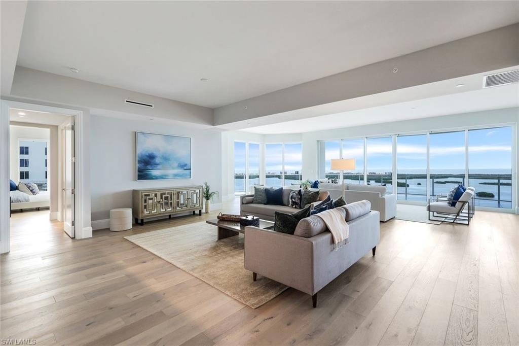 Great Room Listing photo 5