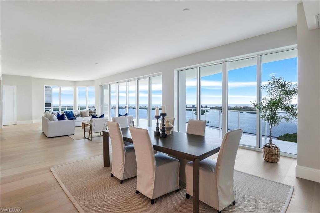 Dining Area Listing photo 8