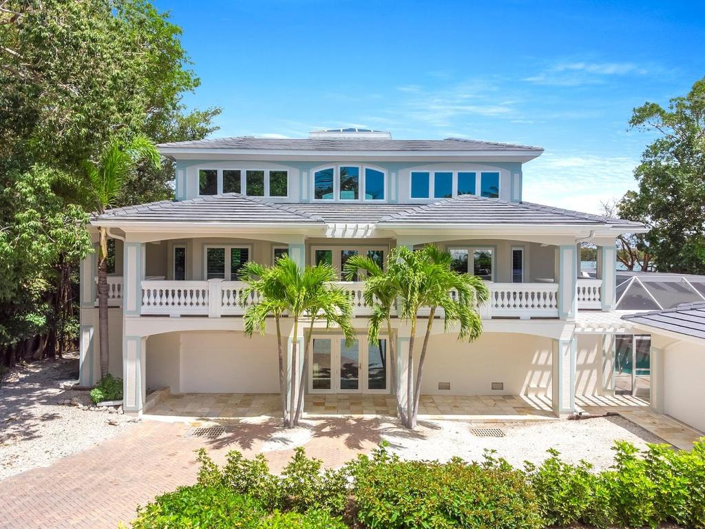 Photo of 15867 Captiva Dr Captiva FL 33924